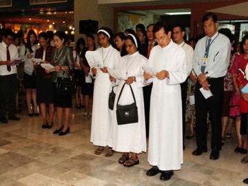 The-66th-Anniversary-of-St-Louis-Marie-2013-7.jpg