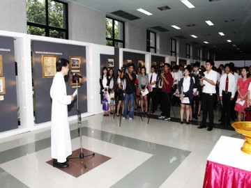 The-65th-Anniversary-of-St-Louis-Marie-2012-02.jpg